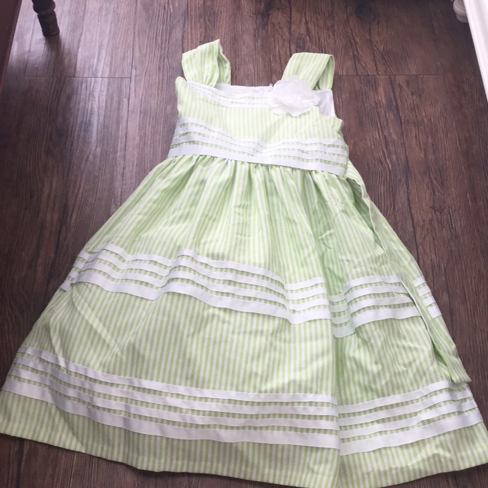Green dress